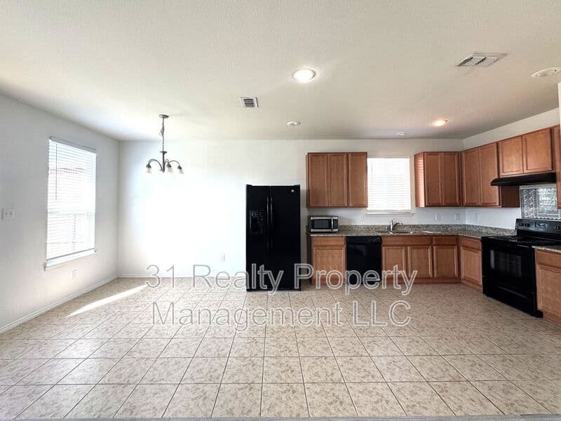 Fort Worth House: 2340 Senepol Way