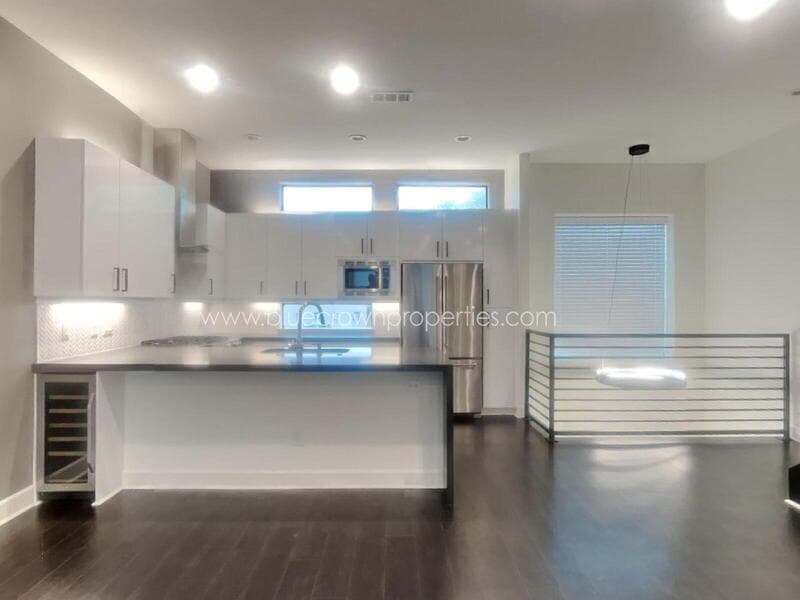Dallas Townhome: 1625 Hickory Street