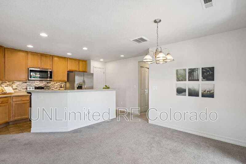 Parker Condo: 17315 Waterhouse Cir