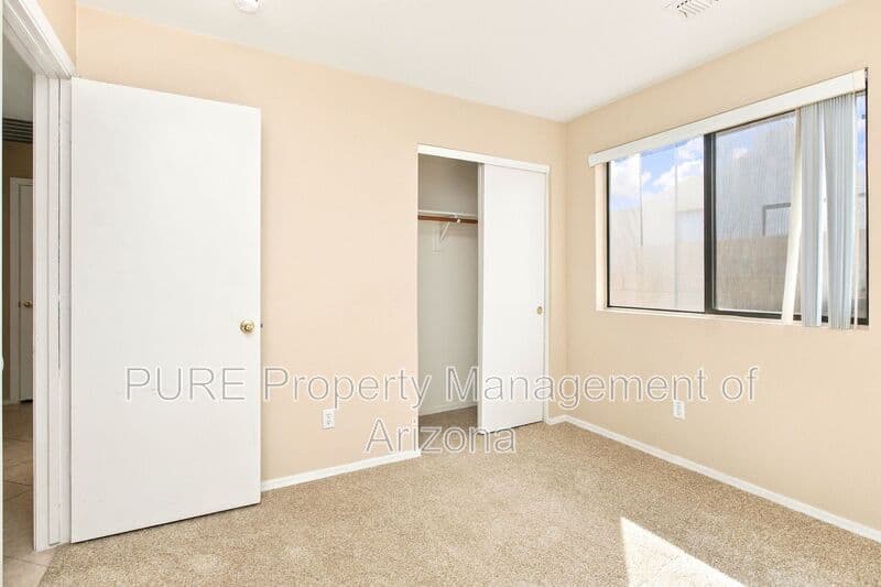 Gilbert House: 507 W Horseshoe Ave