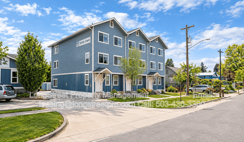 Corvallis Townhome: 132 SW Avery Ave