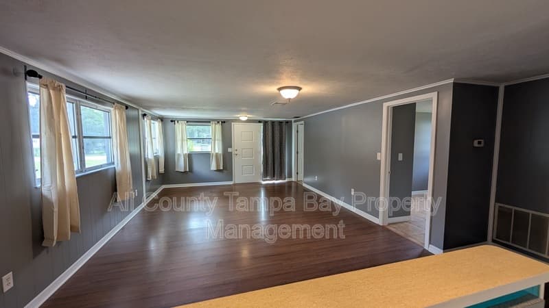 Zephyrhills House: 38327 Palm Grove Dr