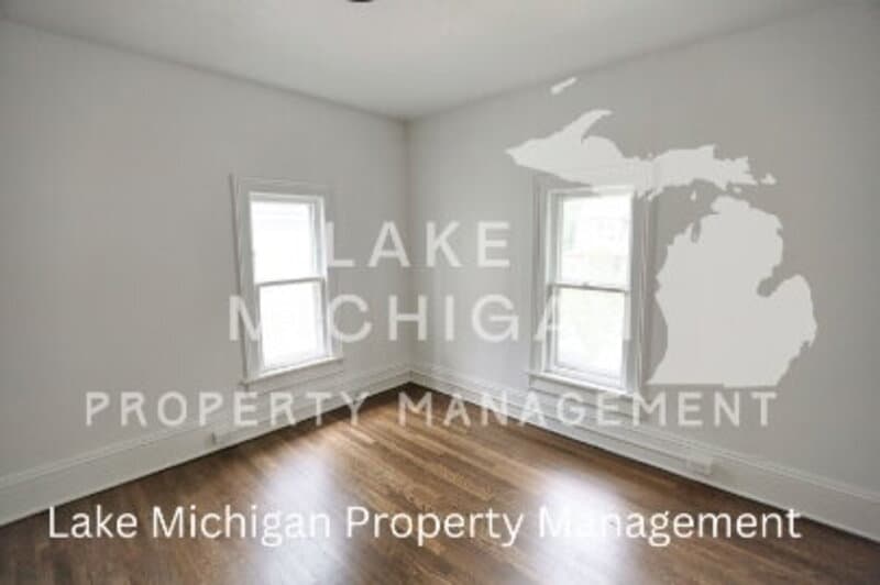 Grand Rapids Condo: 636 Livingston Ave NE