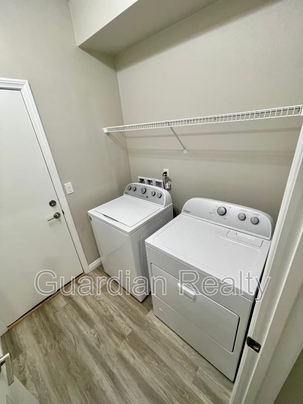 Henderson Townhome: 3189 Brynley Ave
