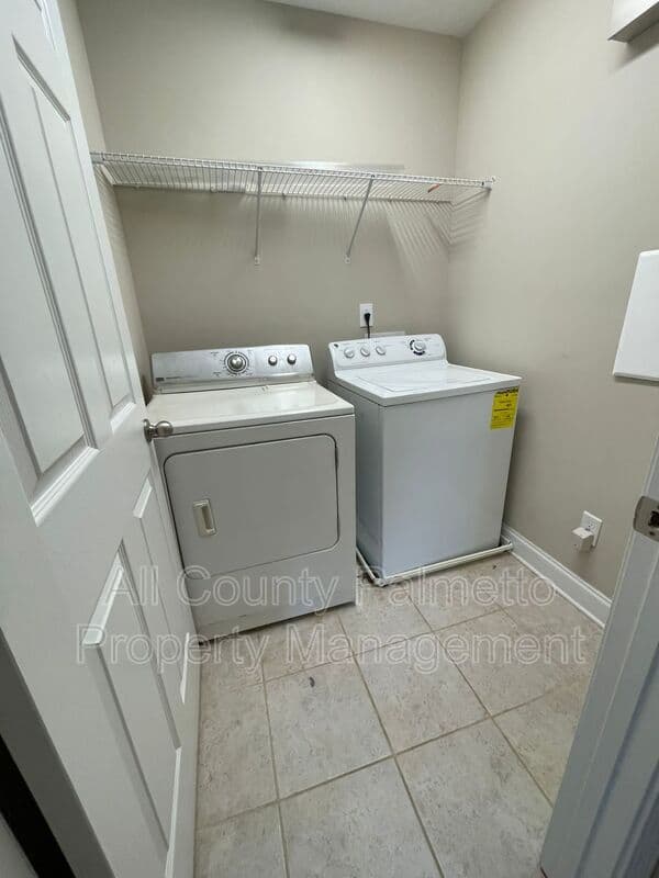 Charleston Townhome: 4168 Veritas Street