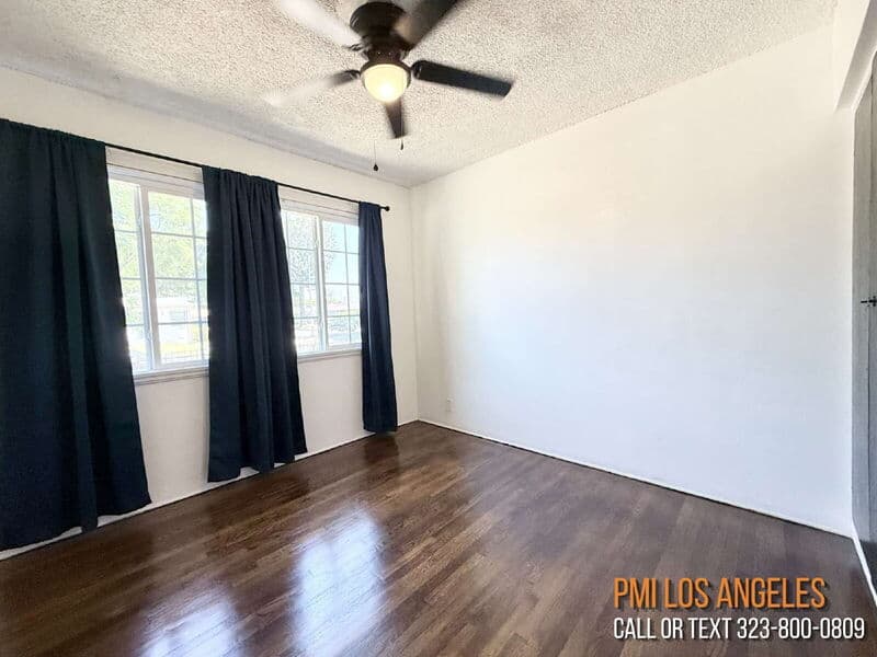 Los Angeles House: 928 East 102nd Street