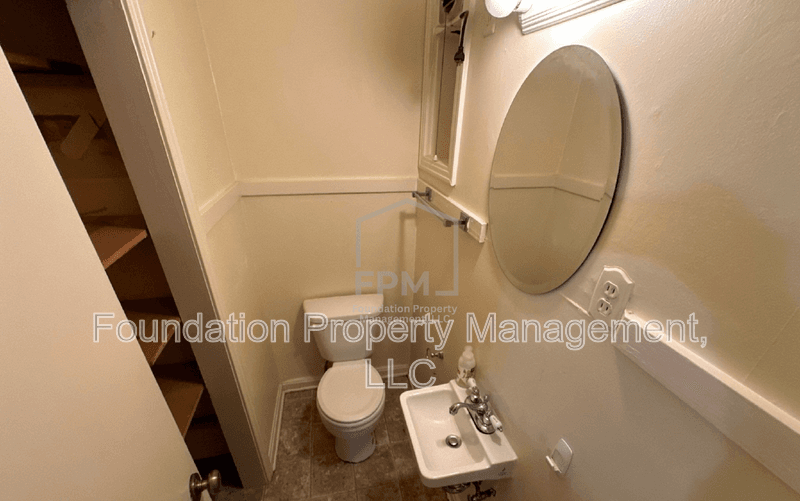 Memphis House: 954 Sheridan Street