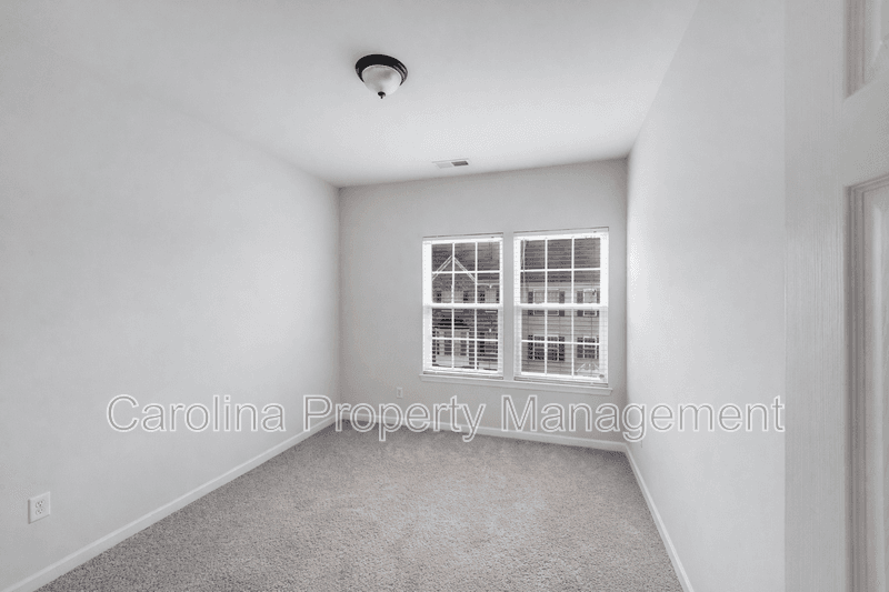 Charlotte House: 7707 Jackson Pond Dr.