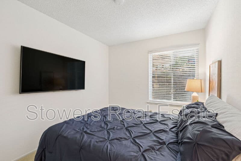 Concord Townhome: 4430 Eagle Peak Rd