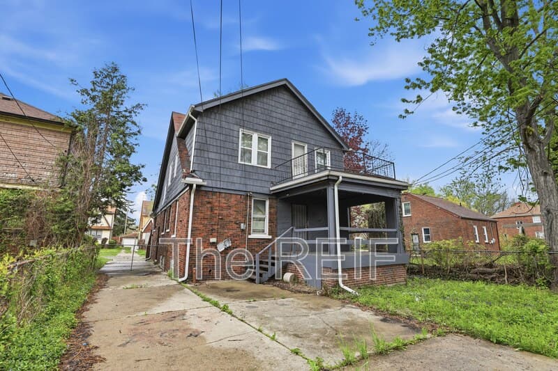 Detroit House: 4400 Buckingham