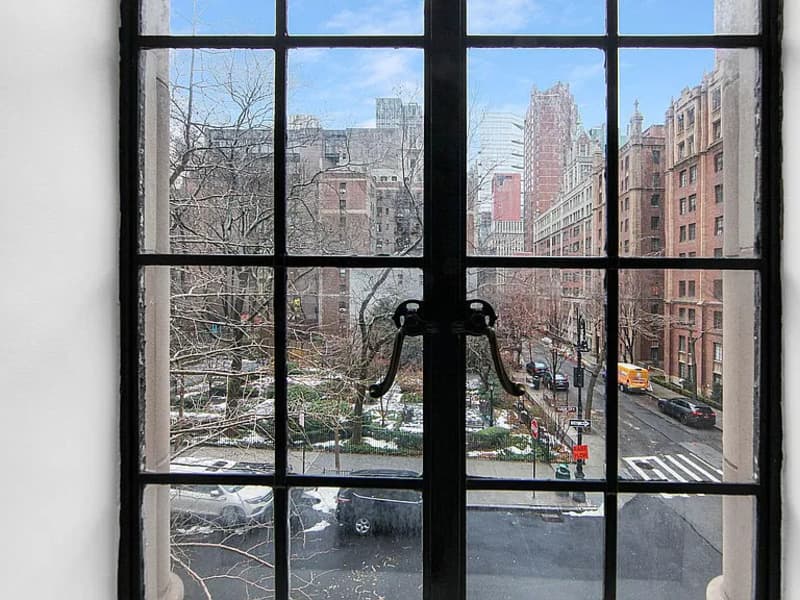 New York Condo: 45 Tudor City Pl