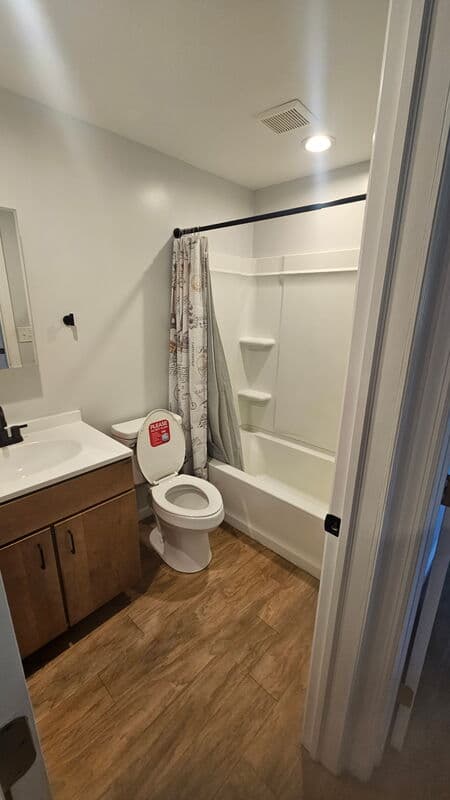 Eighty Four Condo: 1 Avalon Circle - 7