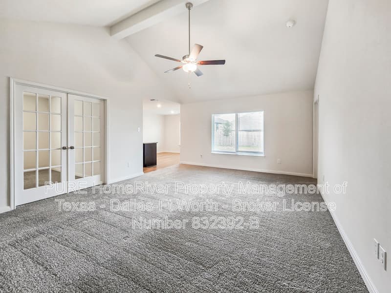 Fort Worth House: 9972 Fighting Falcon Way