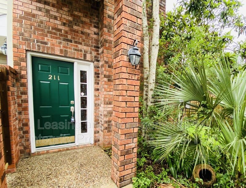 Lafayette Townhome: 183 Steiner Rd