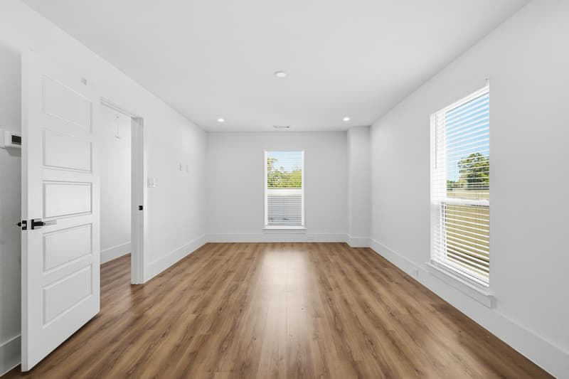 Dallas House: 2345 Hondo Avenue - 1