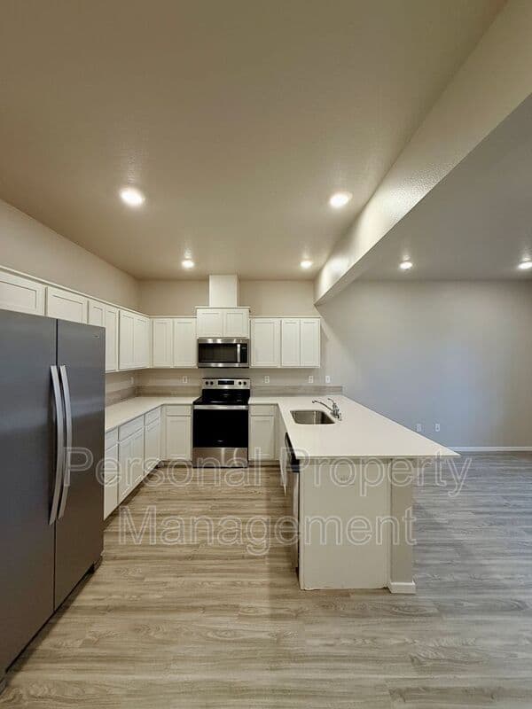 Vancouver House: 2633 NE 115th Place