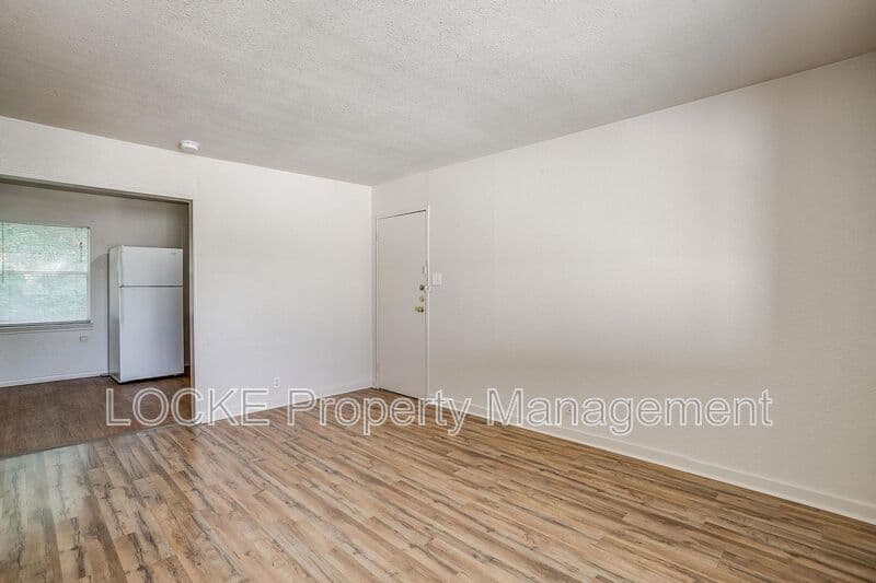 Fort Worth House: 3419 South University Drive