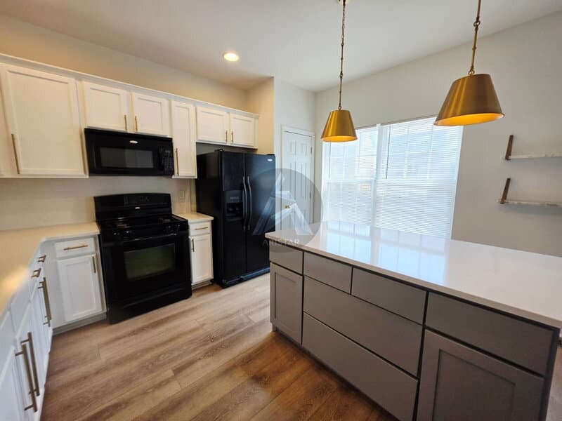 Kennesaw House: 1440 Dolcetto Trce