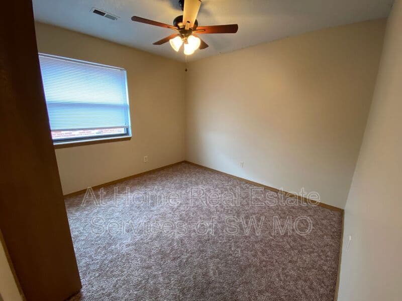 Springfield Condo: 2850 S Rogers
