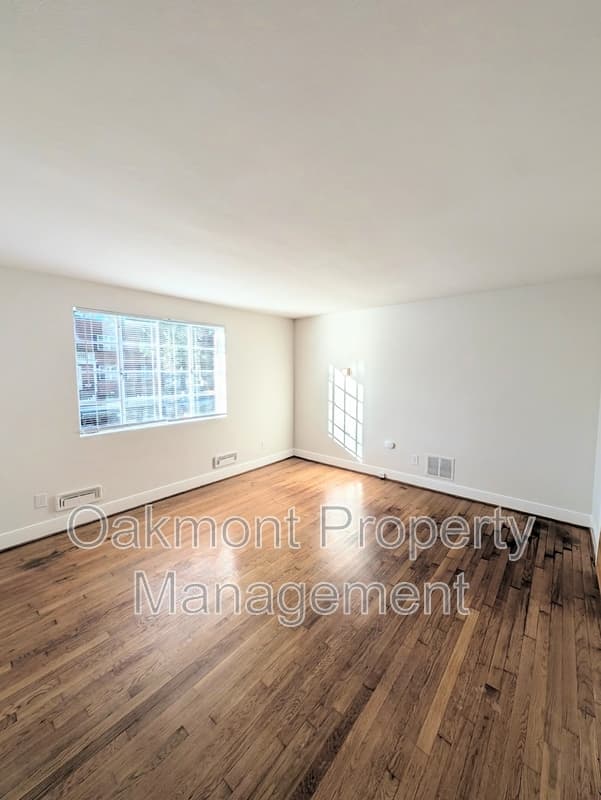 Richmond Condo: 3230 West Grace Street - 2