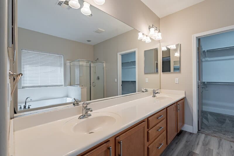 Florence House: 7599 West Springfield Way