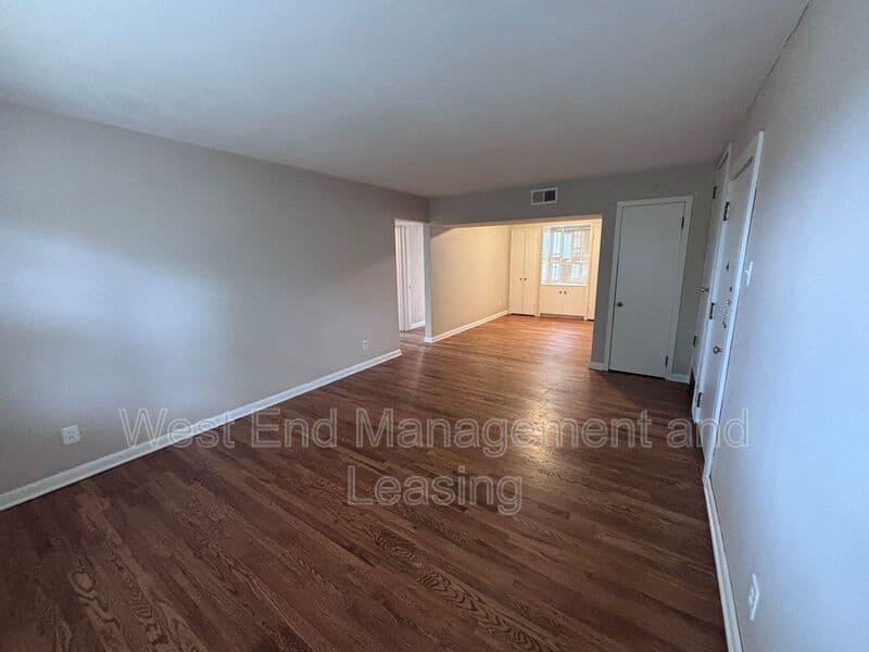 Saint Louis Condo: 8115 Whitburn Dr