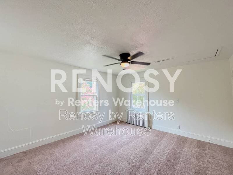 Norfolk House: 1084 Norview Avenue