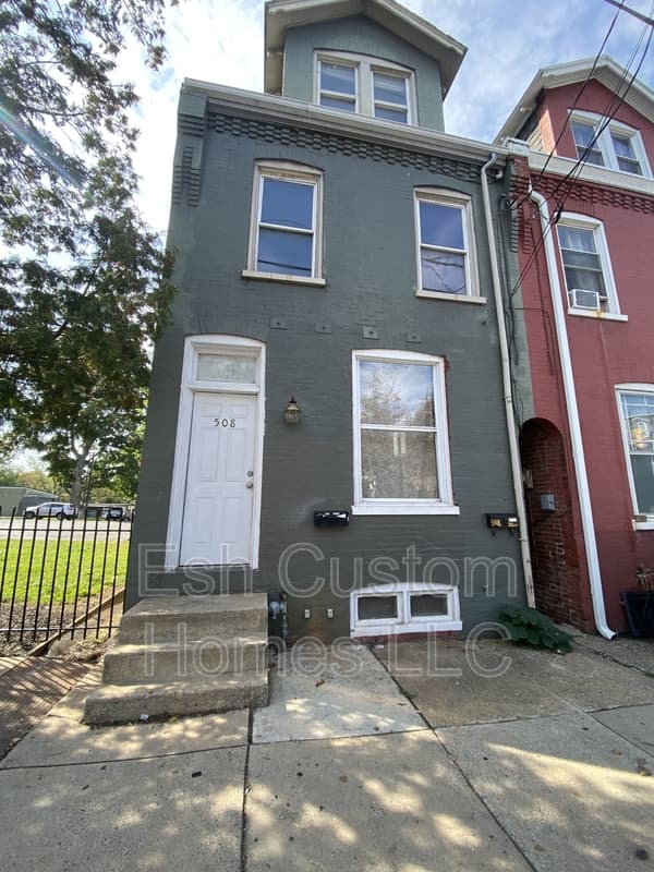 Lancaster Condo: 508 South Prince Street-Front - 1