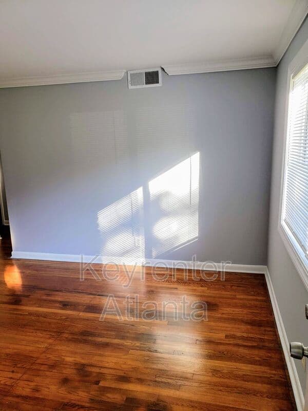 Decatur Condo: 1596 Line Circle