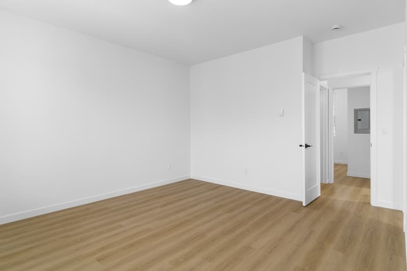 Lakewood Condo: Birds Mill 7535 Grange Street West