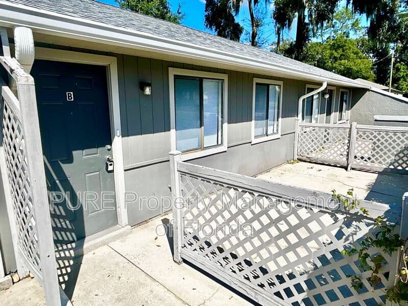 Ocala House: 3002 SE 5 Terrace
