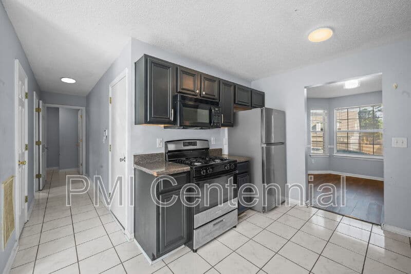 Lithonia House: 7227 Teakwood Pl