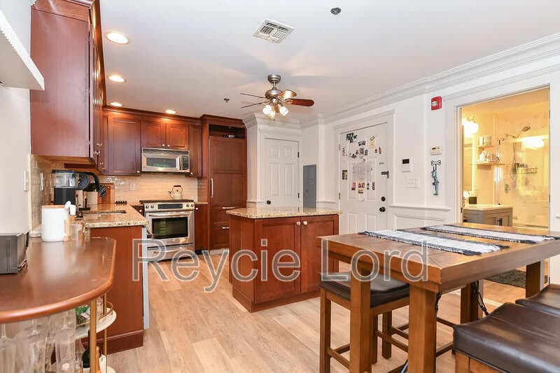 Hoboken Condo: 219 Willow Ave
