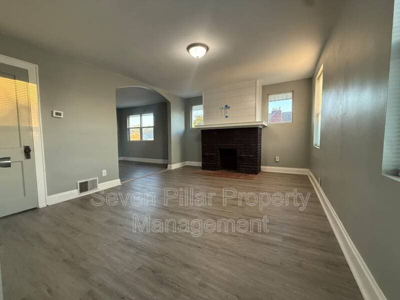Columbus Condo: 600 S Warren Ave
