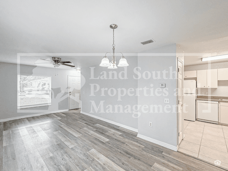 Lakeland House: 5527 Gaur Lane
