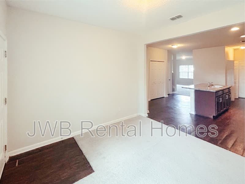 Jacksonville House: 8520 Cocoa Ave