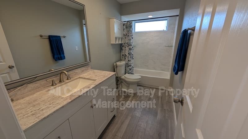 Clearwater House: 1731 Union St