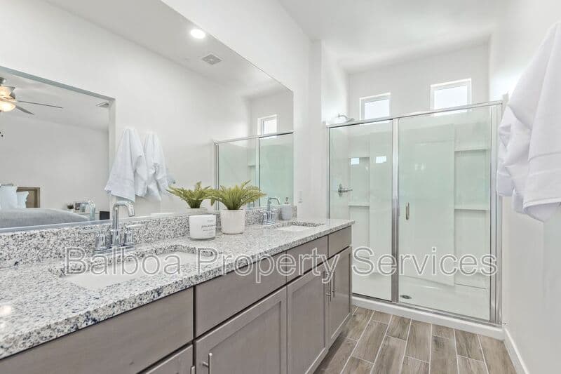 Mesa Townhome: 3230 E Thomas Rd