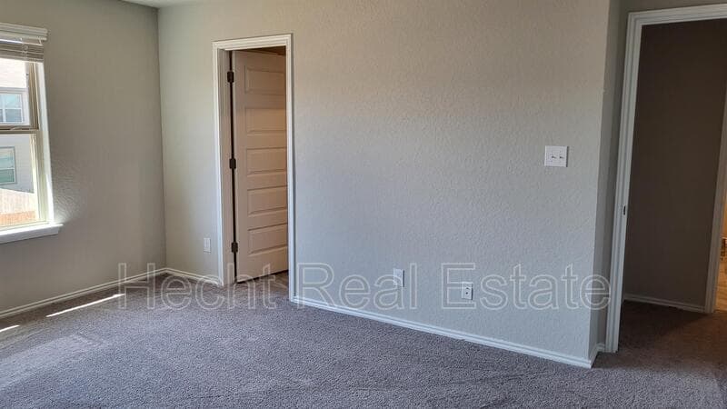 Seguin House: 2440 Ayers Drive