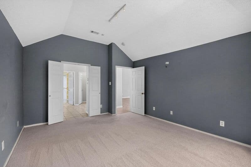 Frisco House: 10201 Max Lane