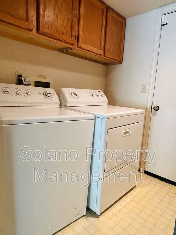 Fairfield House: 2444 Mainsail Ct.