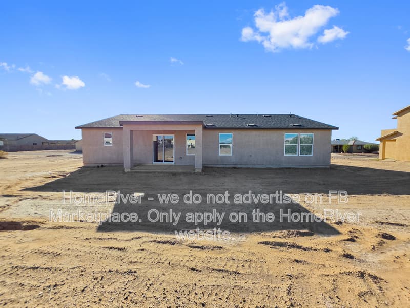 Arizona City House: 15177 S Yava Rd