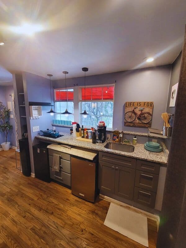 Memphis House: 816 Charles Place