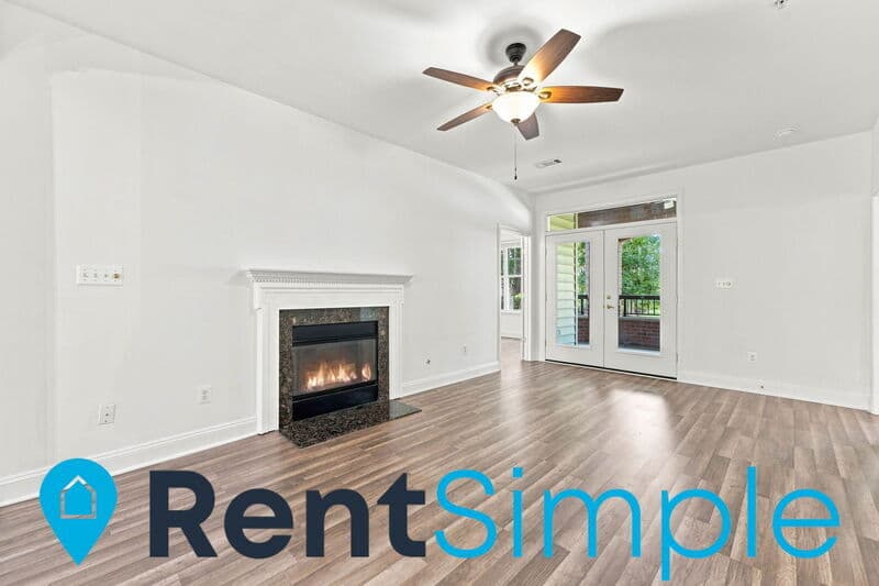 Gainesville Condo: 13890 Chelmsford Drive