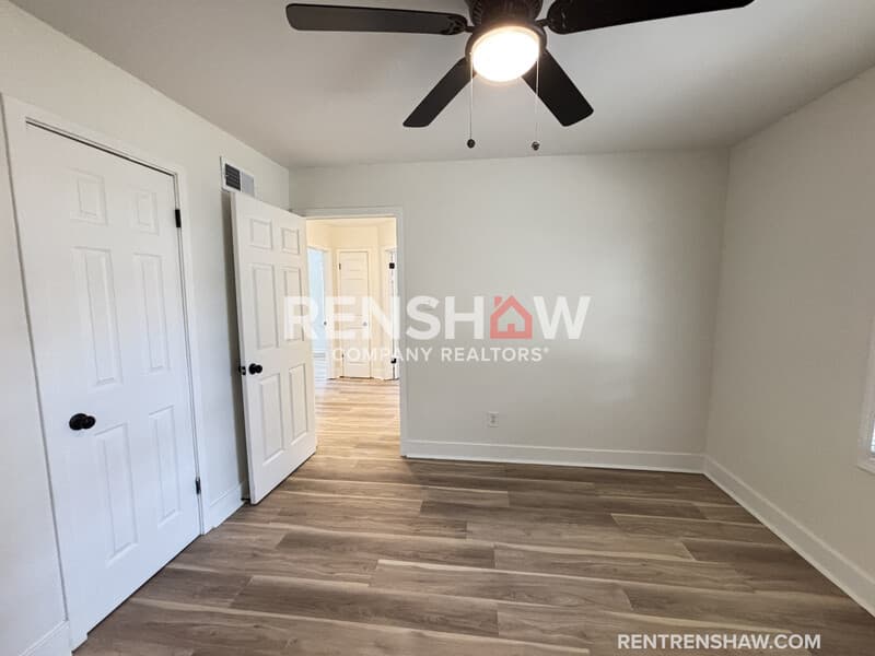 Memphis House: 4910 Helene Rd