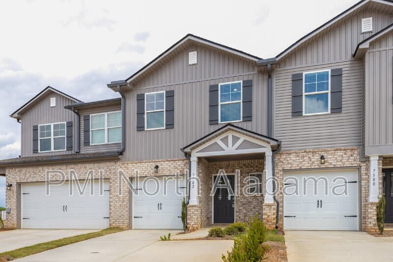 Huntsville Townhome: 7593 Discovery Point Drive Northwest