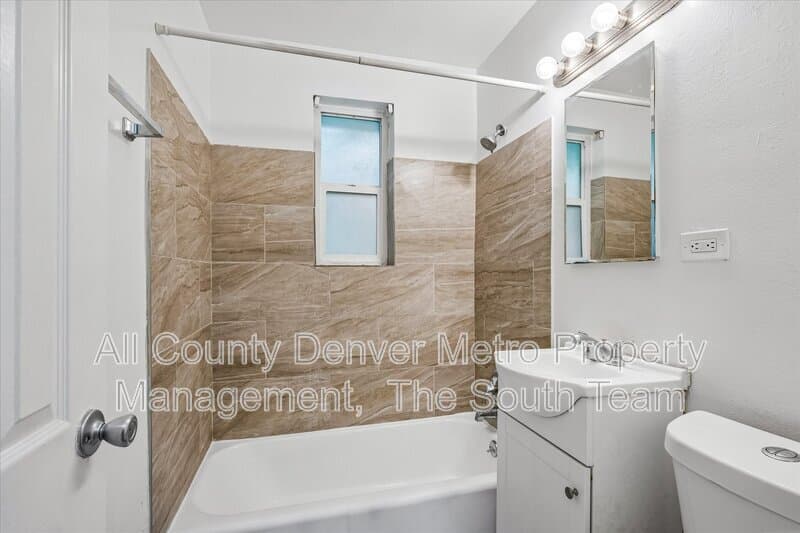 Aurora Condo: 10207 E 14th Ave