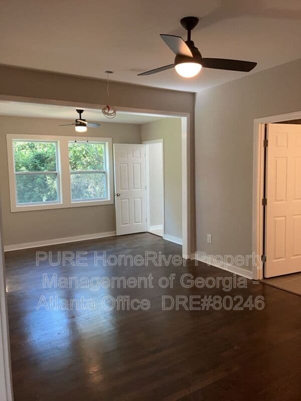 East Pt House: 2172 Ben Hill Rd