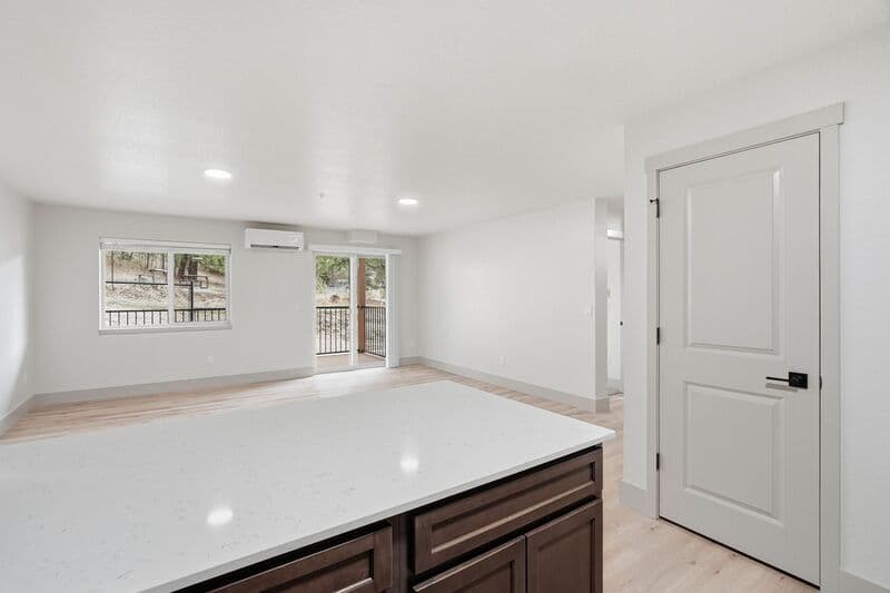 Coeur d'Alene Condo: 1808 North 15th Street - 203
