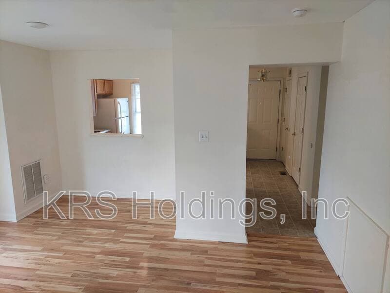 Harrisonburg Townhome: 1143 Commercial Ct